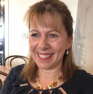 Meet your Posher, Sally